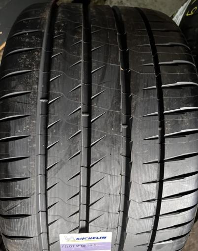 Michelin Pilot Sport 4 S 305/30 R20