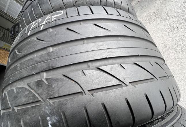 Bridgestone Potenza RE-01R 295/35 R20 и 255/40 R20