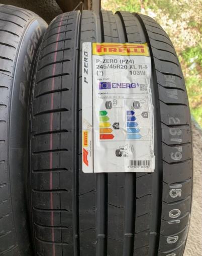 Pirelli P Zero PZ4 245/45 R20 и 275/40 R20