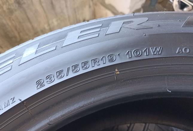 Bridgestone Dueler H/P Sport AS 235/55 R19