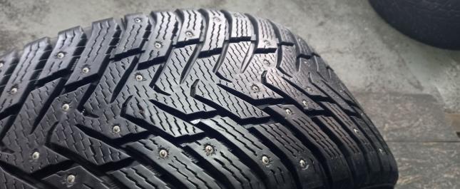 Nokian Tyres Hakkapeliitta 8 SUV 265/40 R21 105T