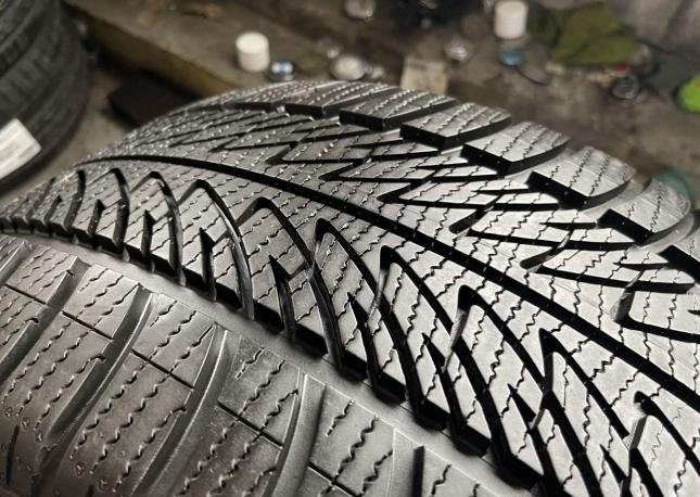 Goodyear UltraGrip 8 Performance 285/45 R20 112V