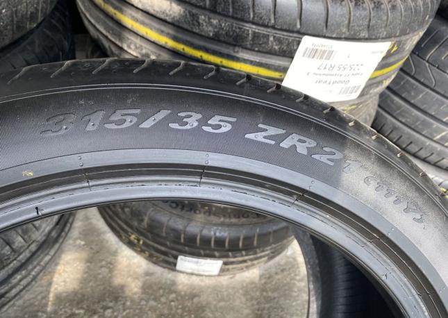 Pirelli P Zero 315/35 R21 111Y