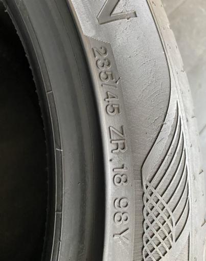 Vredestein Ultrac Satin 235/45 R18