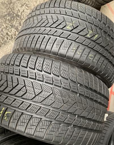 Pirelli Scorpion Winter 315/30 R21