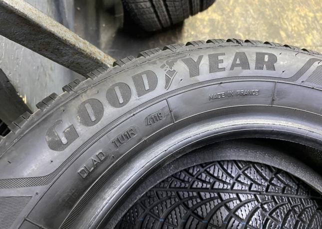 Goodyear UltraGrip 9+ 185/65 R15 88T