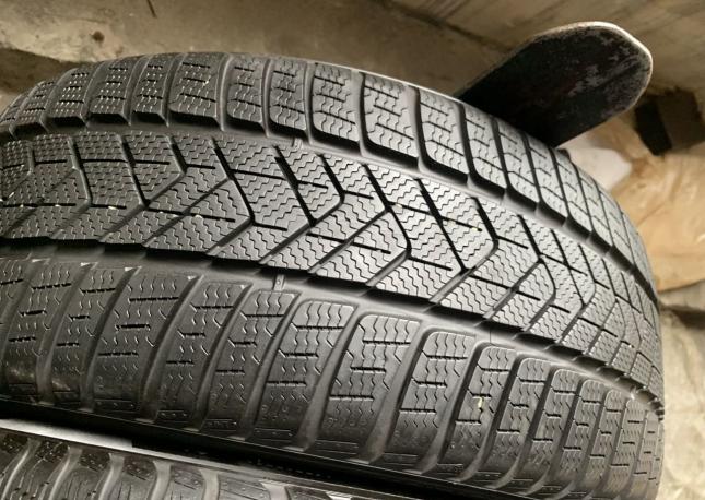 Pirelli Winter Sottozero 3 255/40 R20