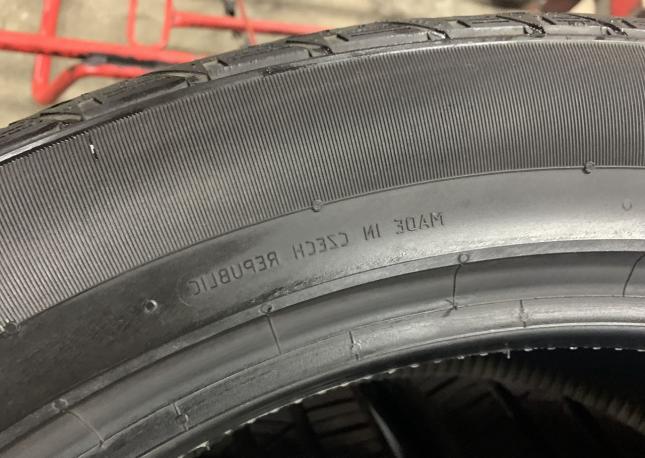 Continental ContiCrossContact LX 275/45 R21