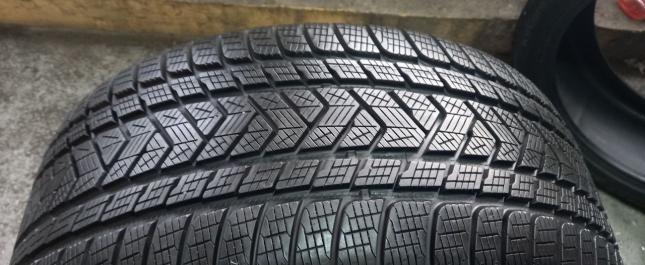 Pirelli Scorpion Winter 275/40 R21 107V