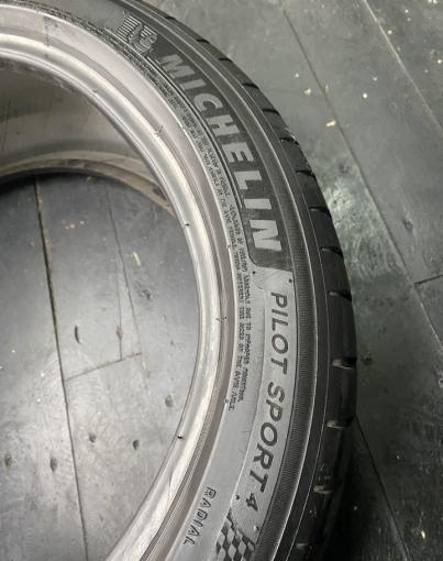 Michelin Pilot Sport 4 225/45 R19