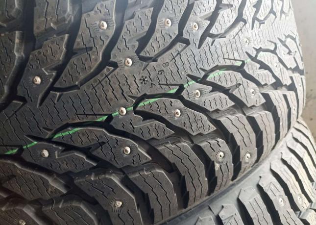 Nokian Tyres Hakkapeliitta 9 SUV 285/40 R22