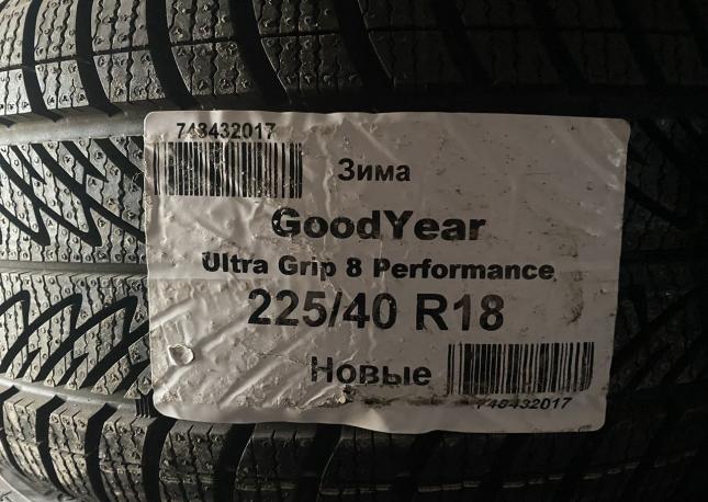 Goodyear UltraGrip 8 Performance 225/40 R18