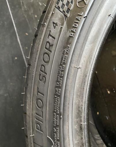 Michelin Pilot Sport 4 215/45 R18