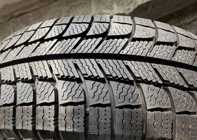 Michelin X-Ice 3 185/65 R15 92T