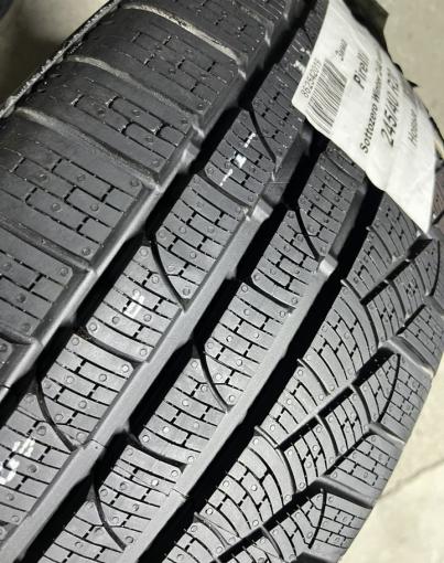 Pirelli Winter Sottozero II 245/40 R20 99V