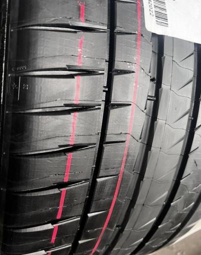 Michelin Pilot Sport 4 S 315/30 R22