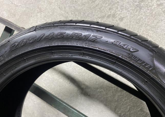 Pirelli P Zero 205/45 R17