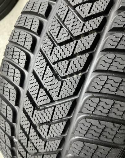 Pirelli Winter Sottozero 3 255/45 R19 104V