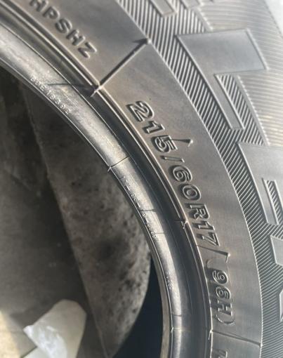 Bridgestone Dueler H/P Sport 215/60 R17 96H