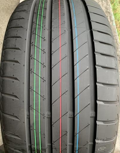 Bridgestone Turanza T005 255/40 R20