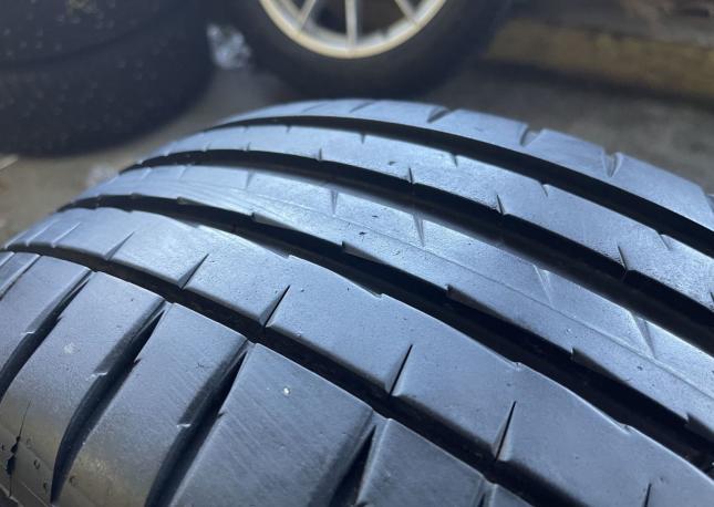 Michelin Pilot Sport 4 225/45 R19 96W
