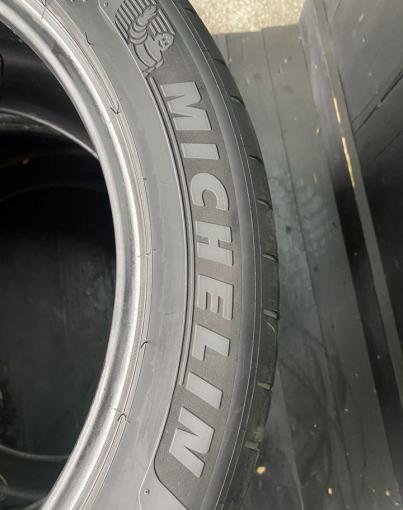 Michelin Pilot Sport 4 S 275/40 R19