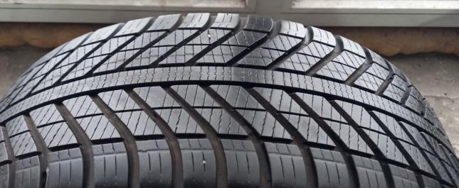 Goodyear Vector 4Seasons 205/55 R16 94V