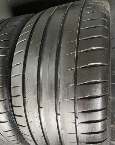 Michelin Pilot Sport 4 S 275/35 R19