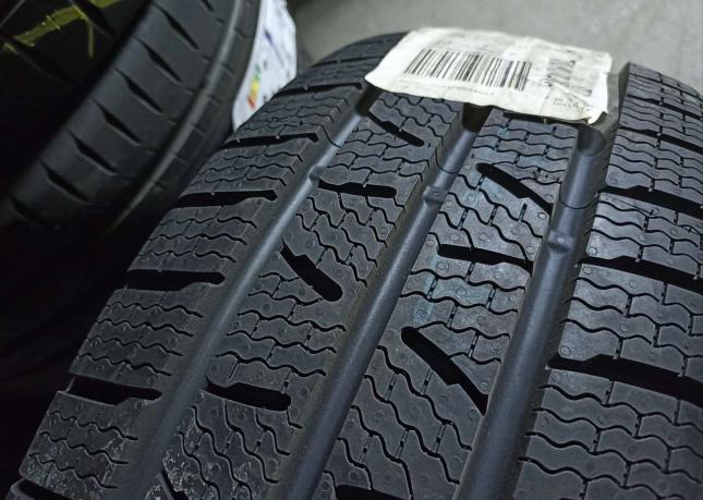 Pirelli Scorpion Carving 225/70 R15C 112