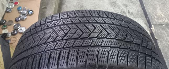 Pirelli Scorpion Winter 265/40 R22 106W