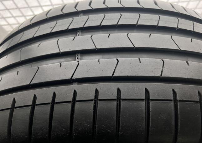 Pirelli P Zero Silver 275/40 R22