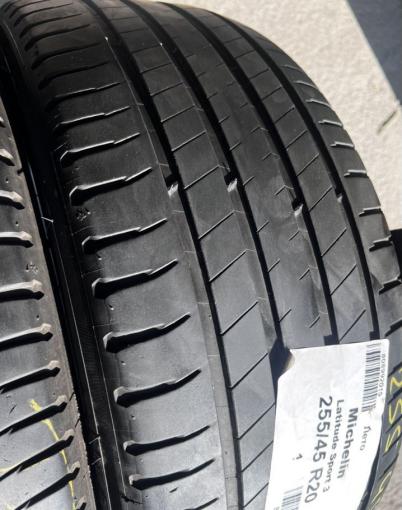 Michelin Latitude Sport 3 255/45 R20