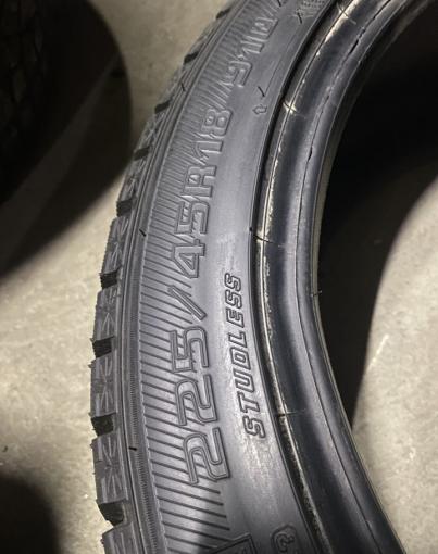 Goodyear Ice Navi 6 225/45 R18