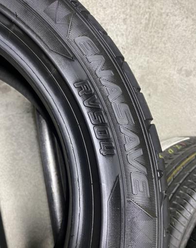 Dunlop Enasave RV504 215/55 R17