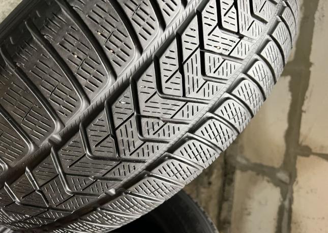 Pirelli Scorpion Winter 255/55 R19