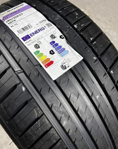 Michelin Pilot Sport 4 SUV 285/35 R23