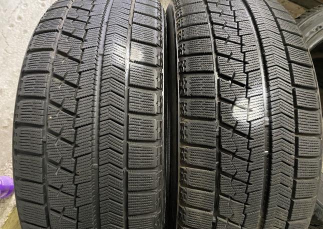 Bridgestone Blizzak VRX 215/45 R18 89Q