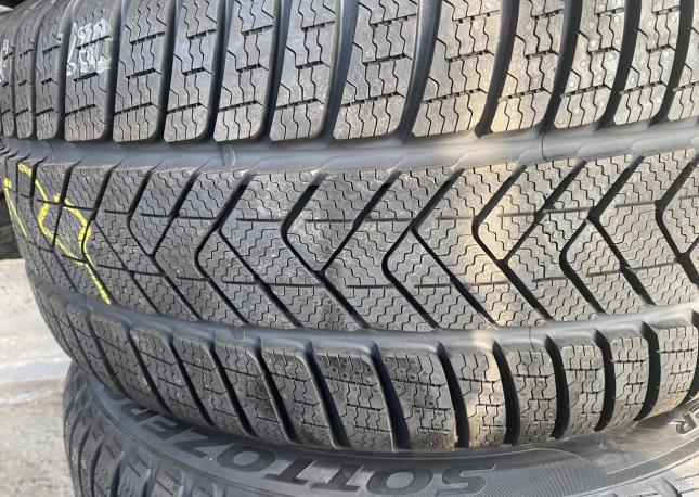 Pirelli Winter Sottozero 3 275/40 R18 и 245/45 R18 103V