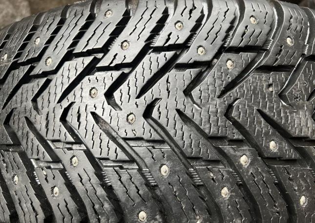 Nokian Tyres Hakkapeliitta 8 235/55 R19