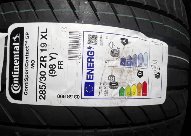 Continental ContiSportContact 5P 285/30 R19