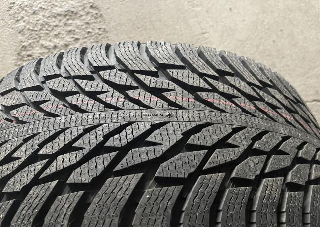 Nokian Tyres Hakkapeliitta R3 SUV 295/40 R21 111T