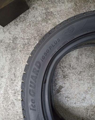 Yokohama Ice Guard IG50 215/55 R16