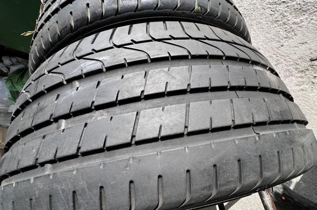 Pirelli P Zero 305/30 R20 и 245/35 R20