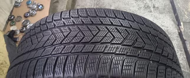 Pirelli Scorpion Winter 265/40 R22 106W