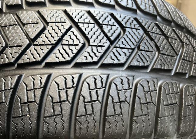 Pirelli Scorpion Winter 245/45 R19