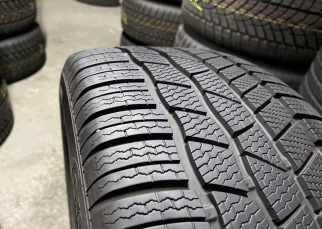 Continental ContiWinterContact TS 830 P 285/45 R20 V