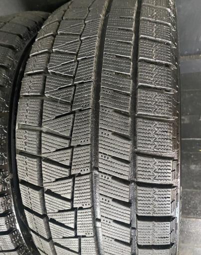 Bridgestone Blizzak Revo GZ 225/40 R18