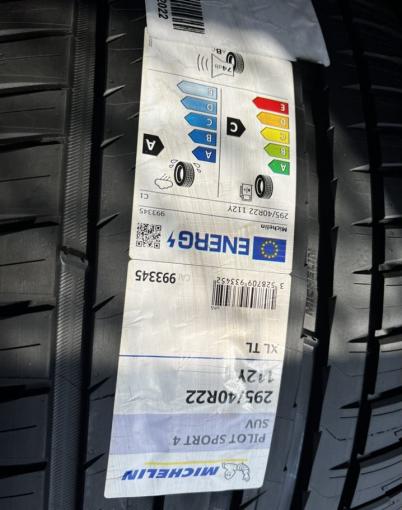 Michelin Pilot Sport 4 S 295/40 R22