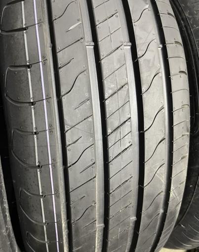 Goodyear EfficientGrip Performance SUV 275/60 R20 115H