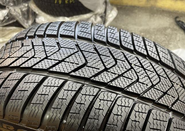 Pirelli Winter Sottozero 255/40 R20 101W